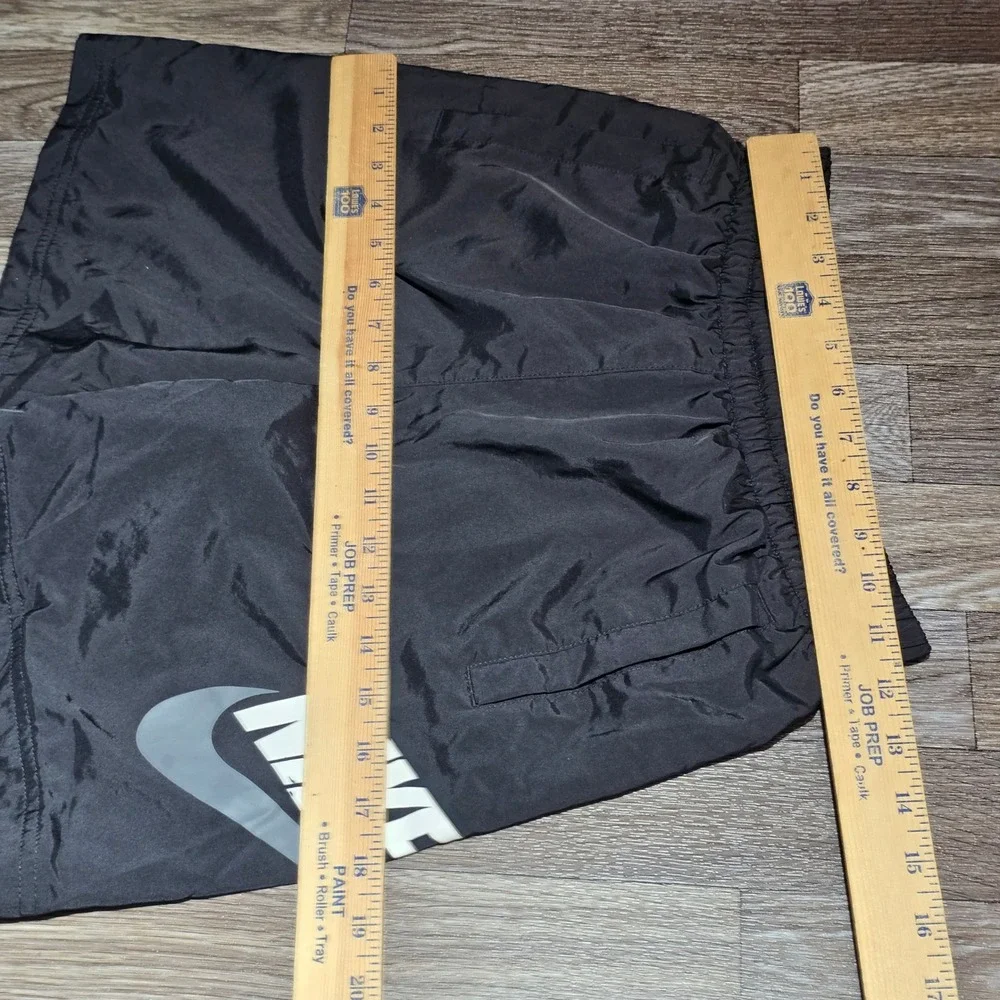 Nike Kids Black Athletic Shorts White‎ Logo Elastic Waist Activewear Large